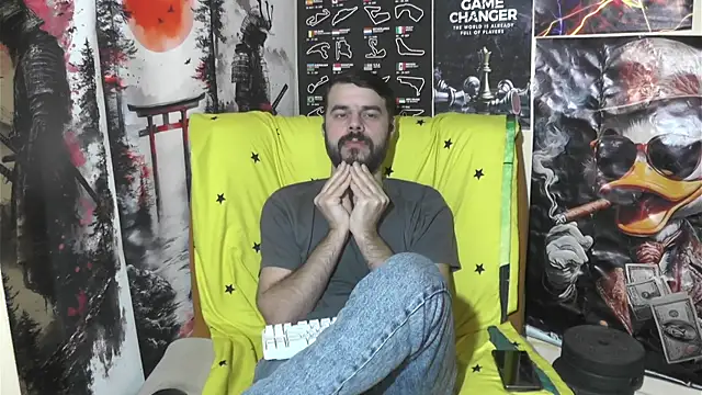 Snapshot of 00george chatting on 03.01.26 00george online show from 03.01.26