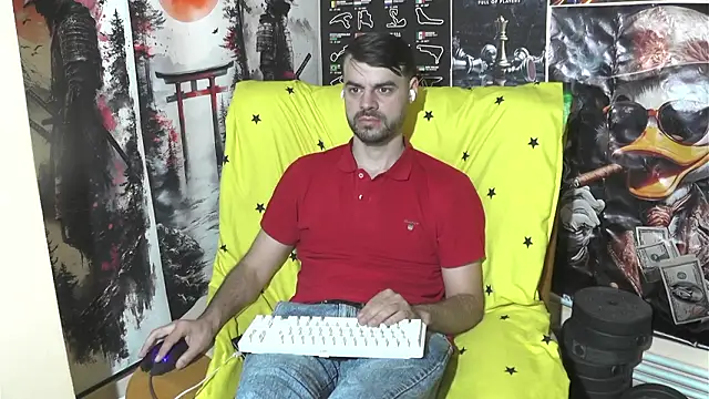 Snapshot of 00george chatting on 03.15.26 00george online show from 03.15.26