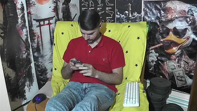 Snapshot of 00george chatting on 03.16.26 00george online show from 03.16.26