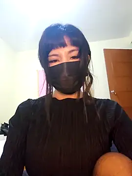 Snapshot of Latin_summer chatting on 02.23.26 Latin summer online show from 02.23.26