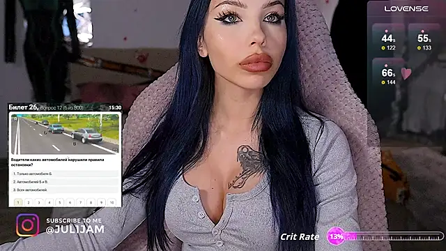 Snapshot of juli_jam chatting on 10.13.25 juli jam online show from 10.13.25