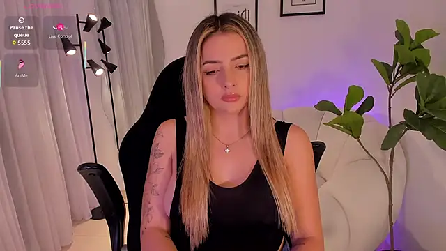 AmyWood online show from 01.05.26