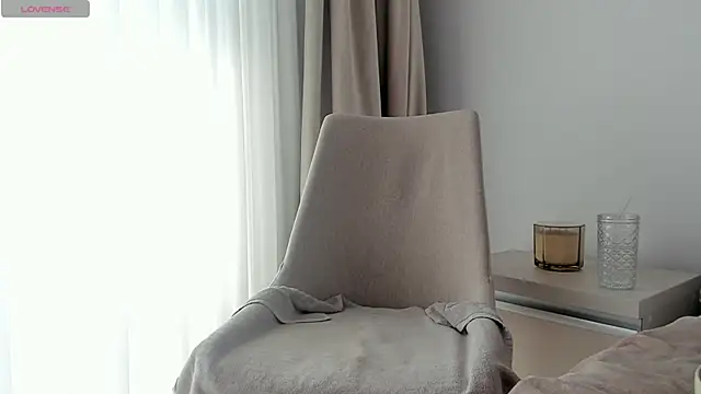 VickyStonee online show from 05.03.26