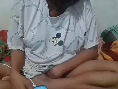 Snapshot of preya6 chatting on 11.24.25 preya6 online show from 11.24.25