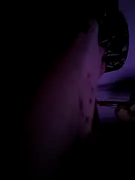 Snapshot of Mini865433 chatting on 11.12.25 Mini865433 online show from 11.12.25