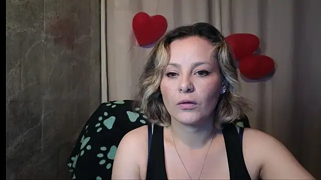 Snapshot of dagny-jo chatting on 03.07.25 dagny-jo online show from 03.07.25