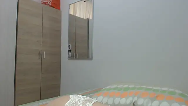 Snapshot of camilahot23 chatting on 01.31.25 camilahot23 online show from 01.31.25