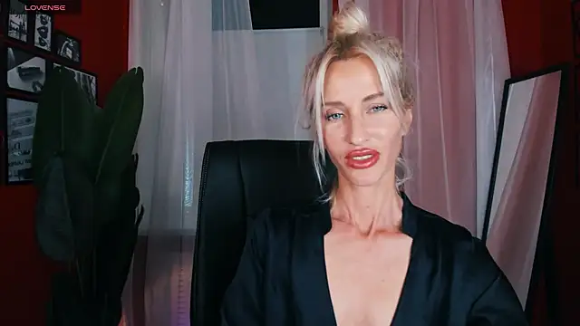 CindySw online show from 09.13.25