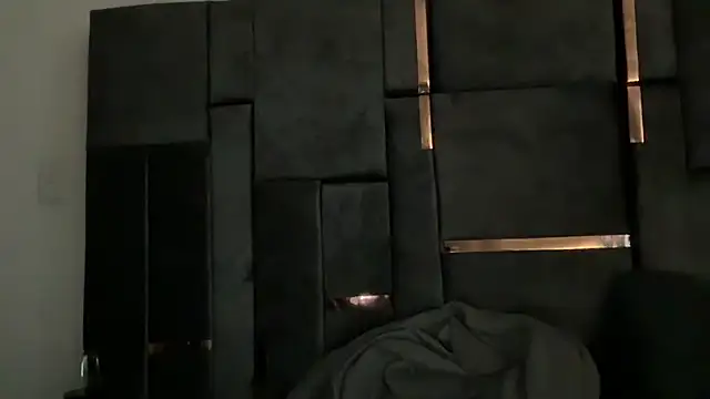 Snapshot of MarcellaGriffin chatting on 02.28.25 MarcellaGriffin online show from 02.28.25