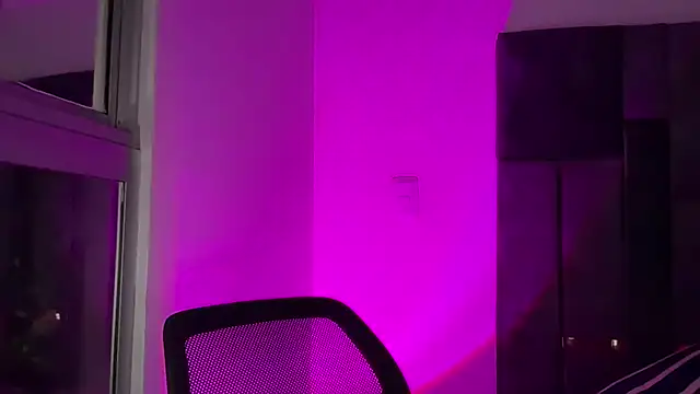 Snapshot of MarcellaGriffin chatting on 03.19.25 MarcellaGriffin online show from 03.19.25