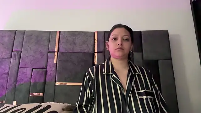 Snapshot of MarcellaGriffin chatting on 03.19.25 MarcellaGriffin online show from 03.19.25