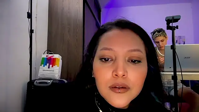 Snapshot of MarcellaGriffin chatting on 11.04.25 MarcellaGriffin online show from 11.04.25