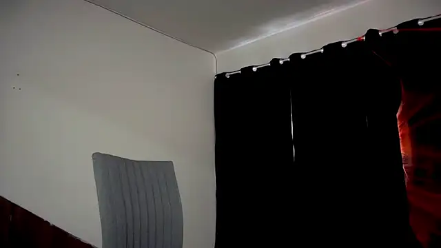 Snapshot of MarcellaGriffin chatting on 11.07.25 MarcellaGriffin online show from 11.07.25