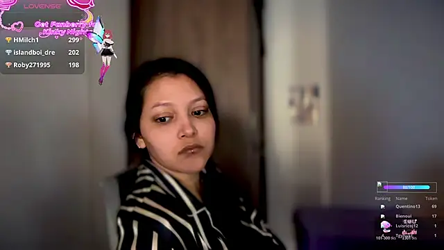 Snapshot of MarcellaGriffin chatting on 12.14.25 MarcellaGriffin online show from 12.14.25