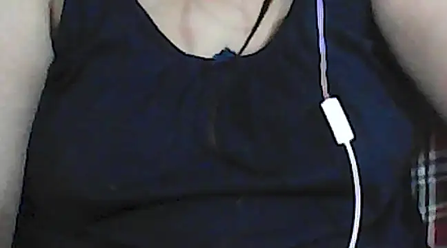 Snapshot of giga-bite chatting on 12.14.24 giga-bite online show from 12.14.24