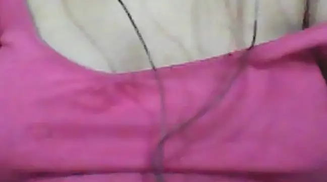 Snapshot of giga-bite chatting on 12.20.24 giga-bite online show from 12.20.24