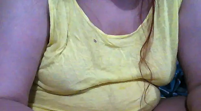 Snapshot of giga-bite chatting on 02.03.25 giga-bite online show from 02.03.25