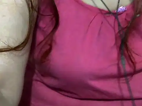 Snapshot of giga-bite chatting on 09.23.25 giga-bite online show from 09.23.25