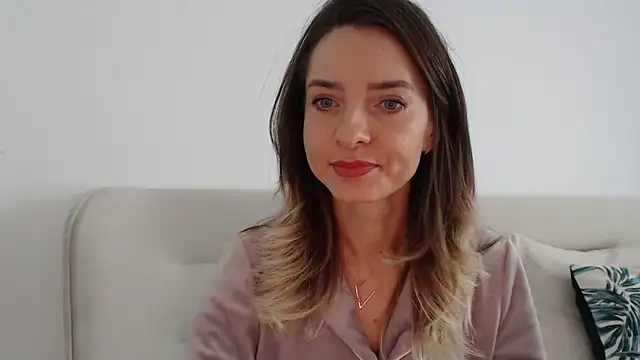 StyleSerene online show from 11.18.25