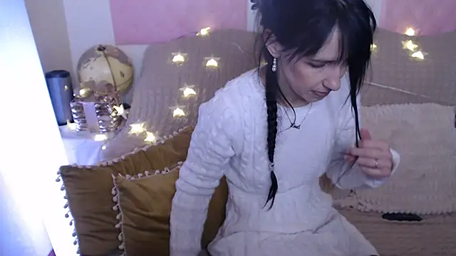 Snapshot of -carla- chatting on 01.10.25 -carla- online show from 01.10.25