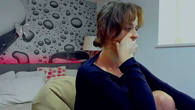 AlmaFancy online show from 04.24.26