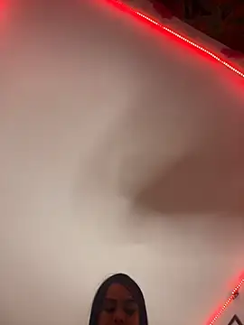 Emma Brown 12 online show from 10.28.25