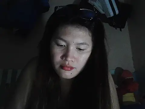 leamorena online show from 11.24.25