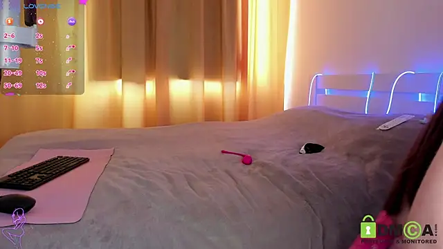 Snapshot of _sweet_baby_ chatting on 10.23.25 sweet baby online show from 10.23.25