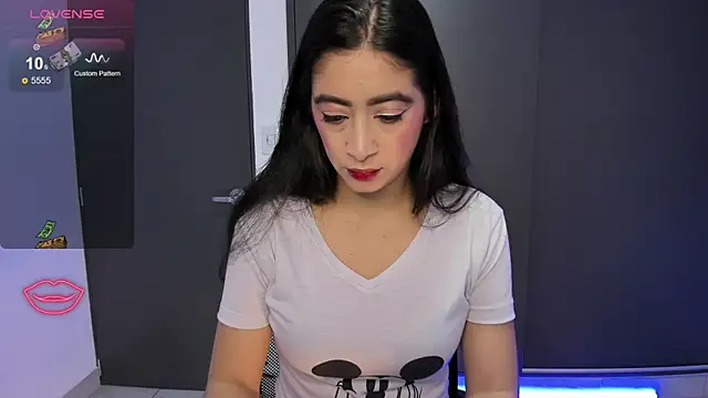 MeganWhite3 online show from 09.25.25