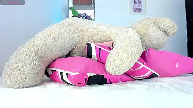 briitany hot online show from 11.12.25