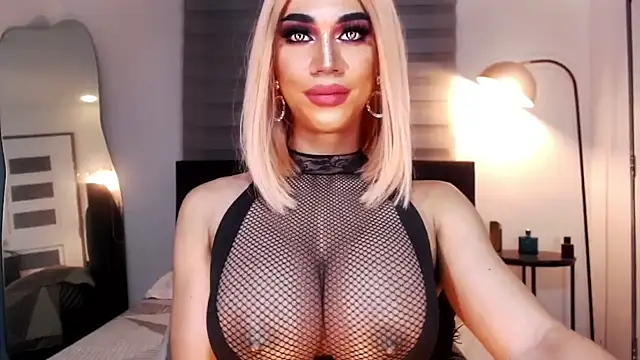 MassiveCockxMistress online show from 12.17.24