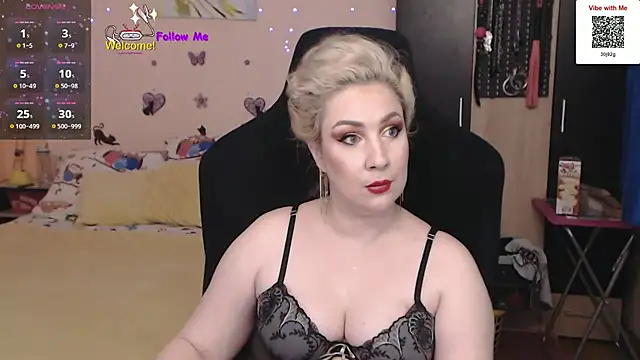 MissLexyGold online show from 01.15.25