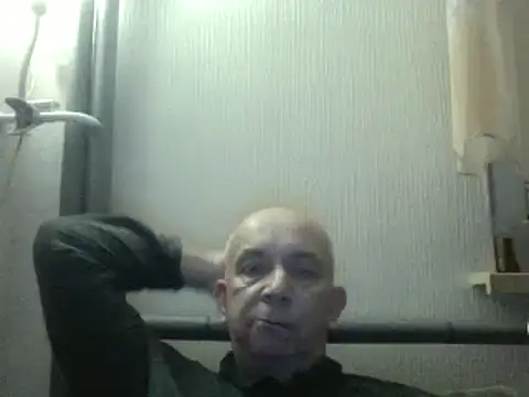 Snapshot of bigcock_marusz chatting on 02.02.25 bigcock marusz online show from 02.02.25