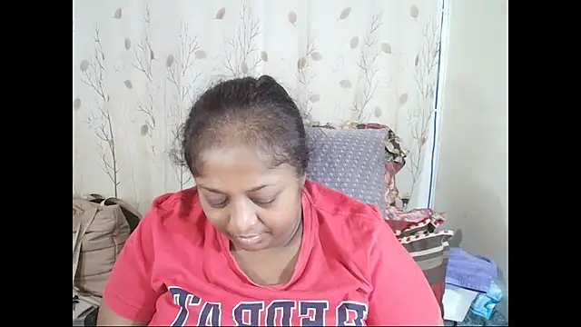 Snapshot of Indiantasha chatting on 06.29.26 Indiantasha online show from 06.29.26