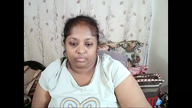 Snapshot of Indiantasha chatting on 06.30.26 Indiantasha online show from 06.30.26
