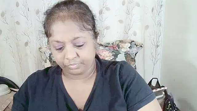Snapshot of Indiantasha chatting on 07.13.26 Indiantasha online show from 07.13.26