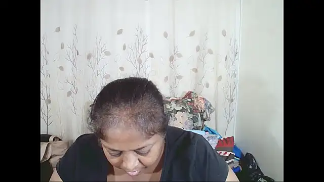 Snapshot of Indiantasha chatting on 07.23.26 Indiantasha online show from 07.23.26