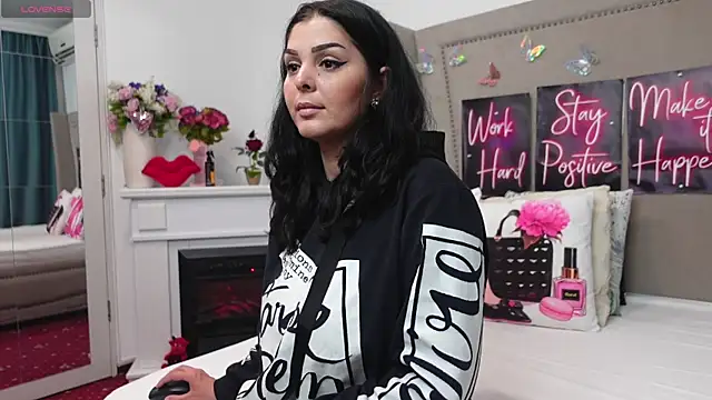 LexyRene online show from 05.03.26
