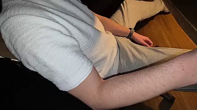 -luckybong- online show from 03.04.25