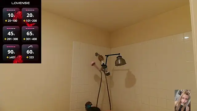Blondiewithanass online show from 04.22.26