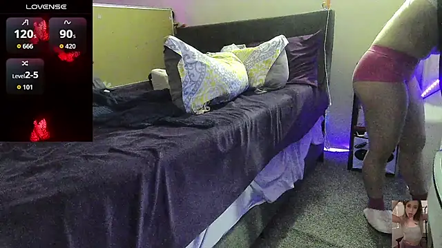 Blondiewithanass online show from 04.27.26