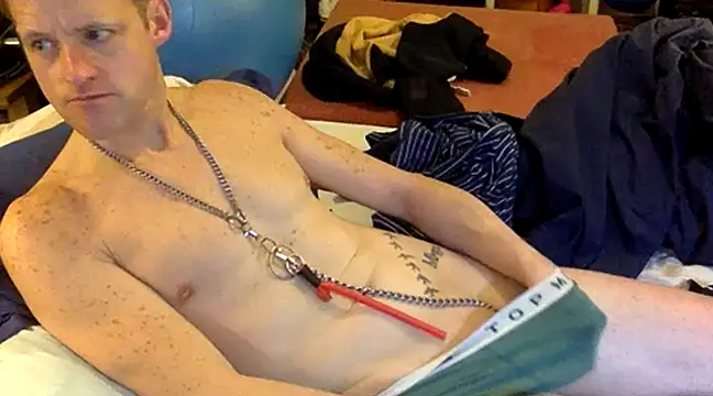 Snapshot of londonfuckwhore chatting on 01.31.25 londonfuckwhore online show from 01.31.25