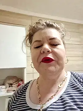 cindybbwsquirt online show from 07.06.26