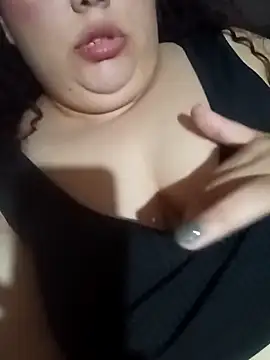 Snapshot of artemisabbw chatting on 12.23.25 artemisabbw online show from 12.23.25