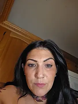 LittleMissEeve online show from 06.12.26