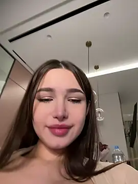 Snapshot of stefannichka chatting on 02.28.25 stefannichka online show from 02.28.25