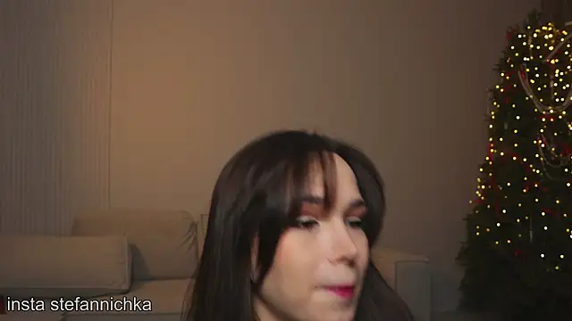 Snapshot of stefannichka chatting on 12.05.25 stefannichka online show from 12.05.25