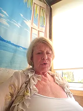 Snapshot of THESensualhorny chatting on 03.24.26 THESensualhorny online show from 03.24.26