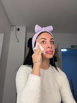 Snapshot of MeganHopeX chatting on 01.09.25 MeganHopeX online show from 01.09.25