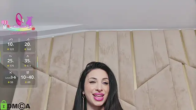 Snapshot of MeganHopeX chatting on 09.26.25 MeganHopeX online show from 09.26.25